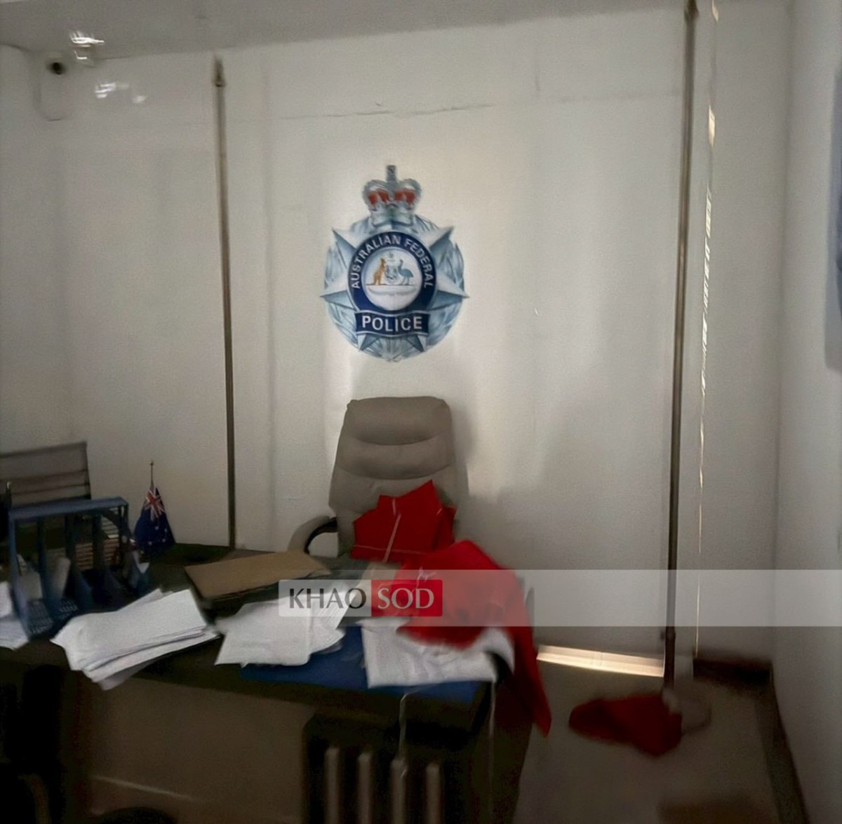 现场照片披露！泰国边境电诈窝点竟发现“多国警察局”！